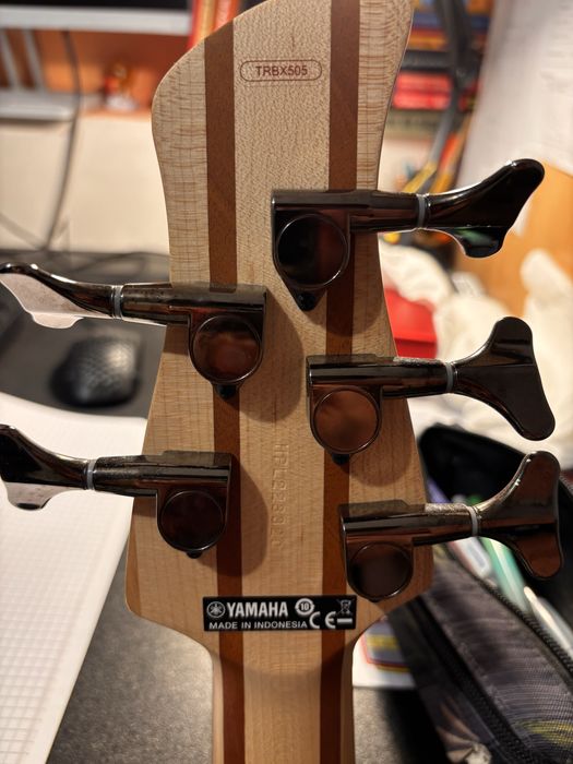 Chitara Bass Yamaha