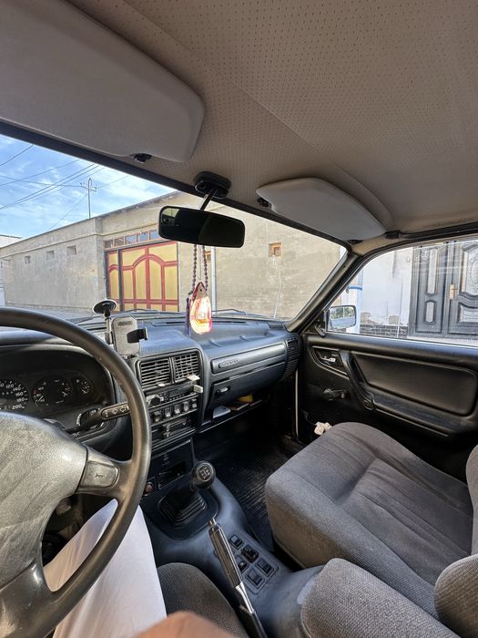 Gaz Volga 3110.