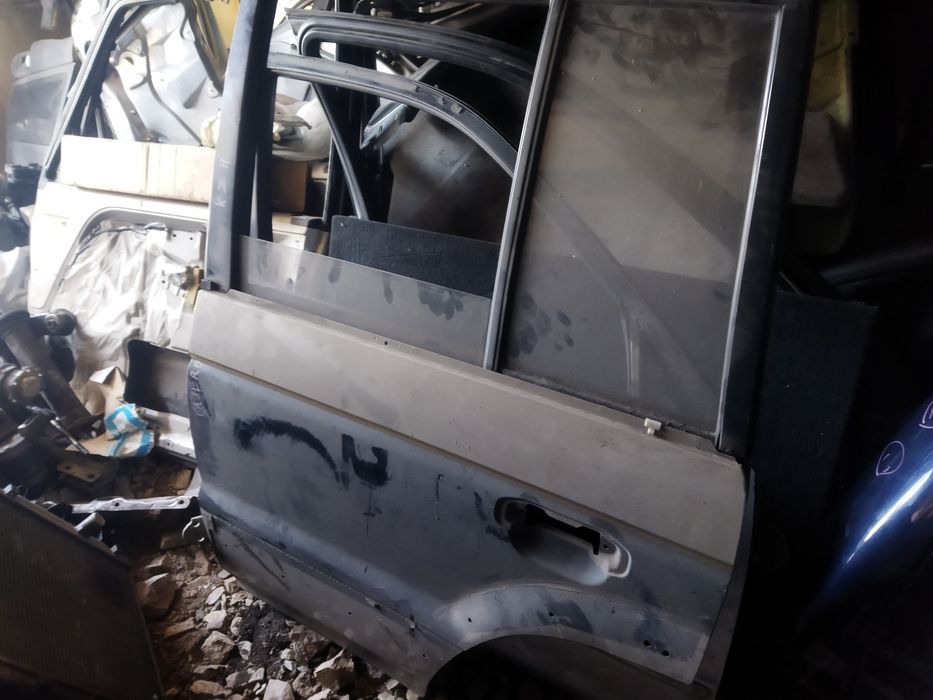 Двери,капот, стекла