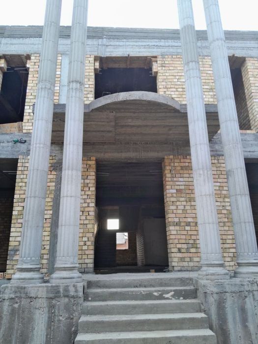 Қурилиш ишлари • Ғиш териш • Сувоқ • Том ёпиш • Фундамент • Кафель • П