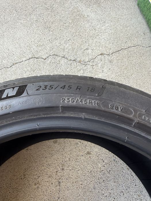 Anvelope vara Michelin 235/45 R 18 98V  e-PRIMACY