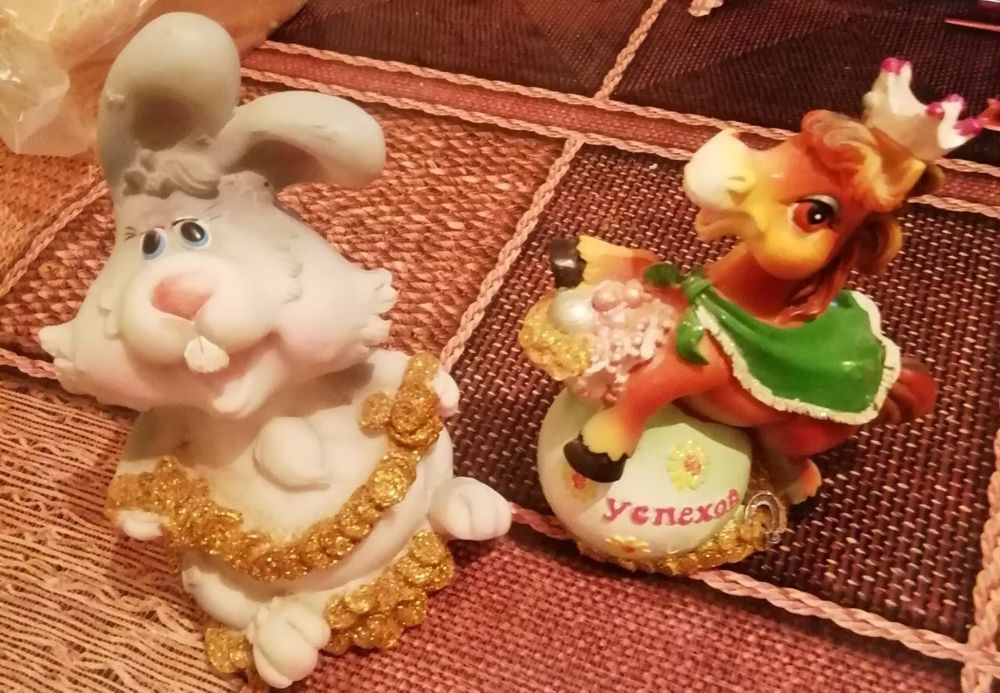 Продаются статуэтки