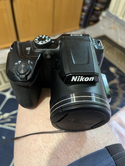 Nikon B500 в отличном состояний
