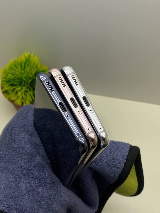 Samsung galaxy s21 5G 8/256gb holati harxil