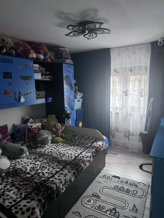 Apartament  de vânzare,zona centrală!