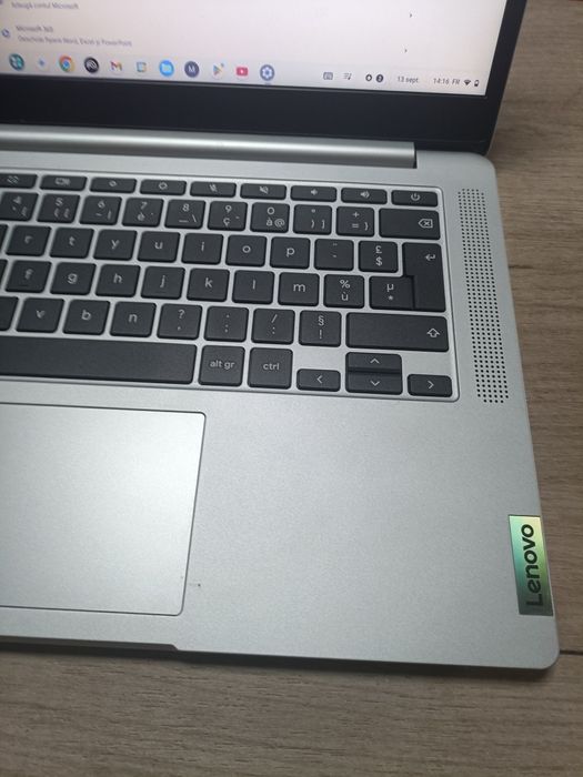 Vând laptop Lenovo chromebook