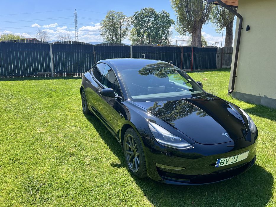 Tesla Model 3 Standard Range Plus