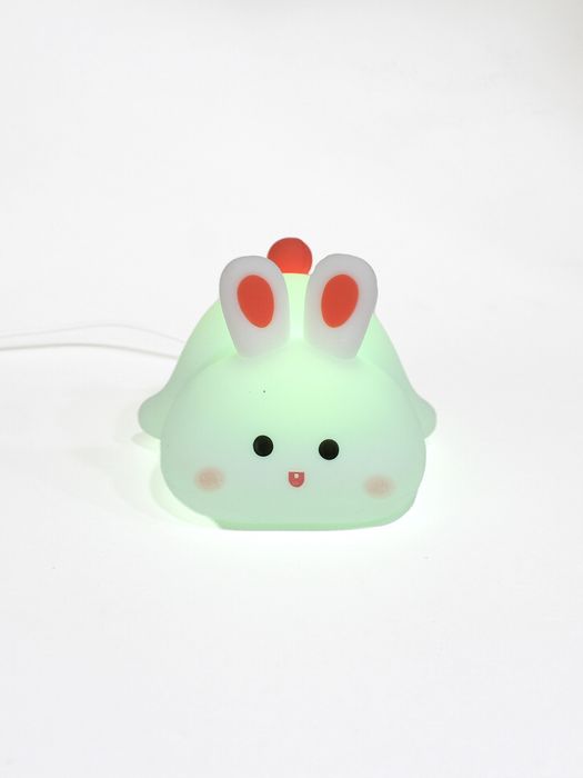 Светильник в виде кролика. Силиконовый. Светиться при касание.