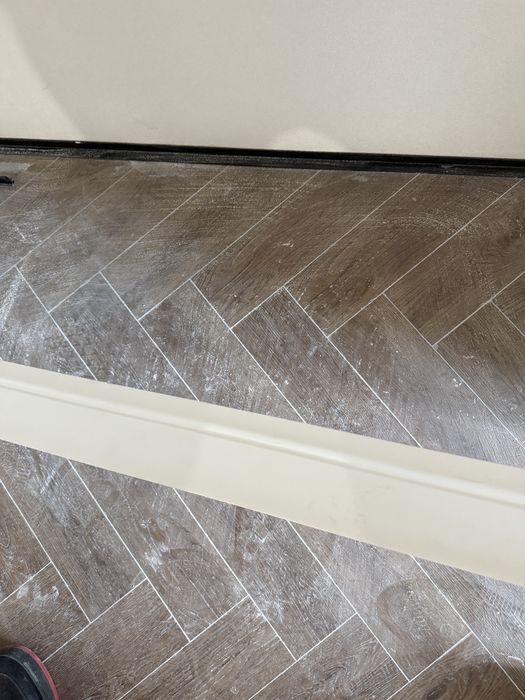 Плинтус под покрас