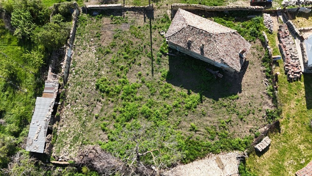 Продава се Къща в с. Звезда, Област Търговище - 100 кв.м за 80 €/кв.м - Снимка #1