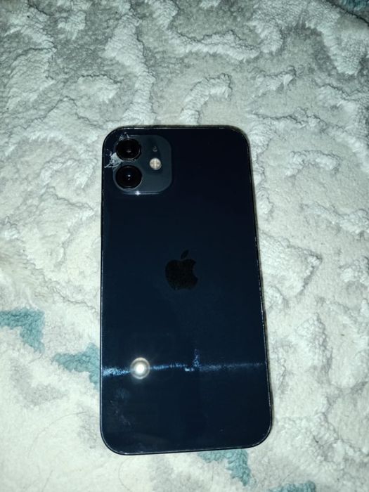 Продам айфон 12, 128 gb черный