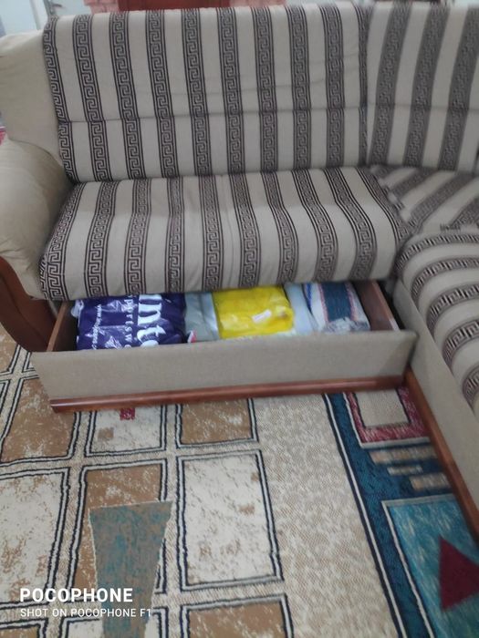 Комплект угловой диван-кровать с креслом для больших гостинных