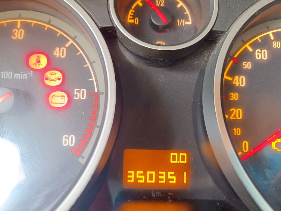 Vând Opel Zafira diesel 7 locuri