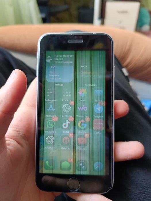 Айфон se2 64gb 100% полосы