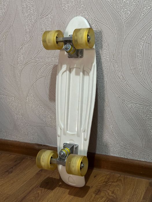 Продаю пениборды