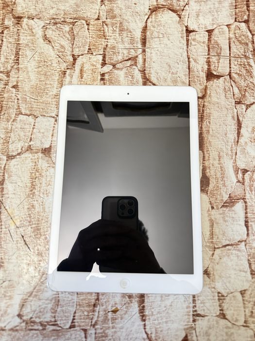 Ipad Air Silver.