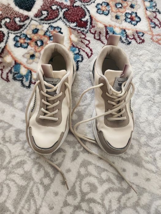 Qiz bola va ogil bola oyoq kiyim