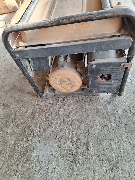 Продам генератор