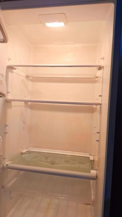 Продается холодильник