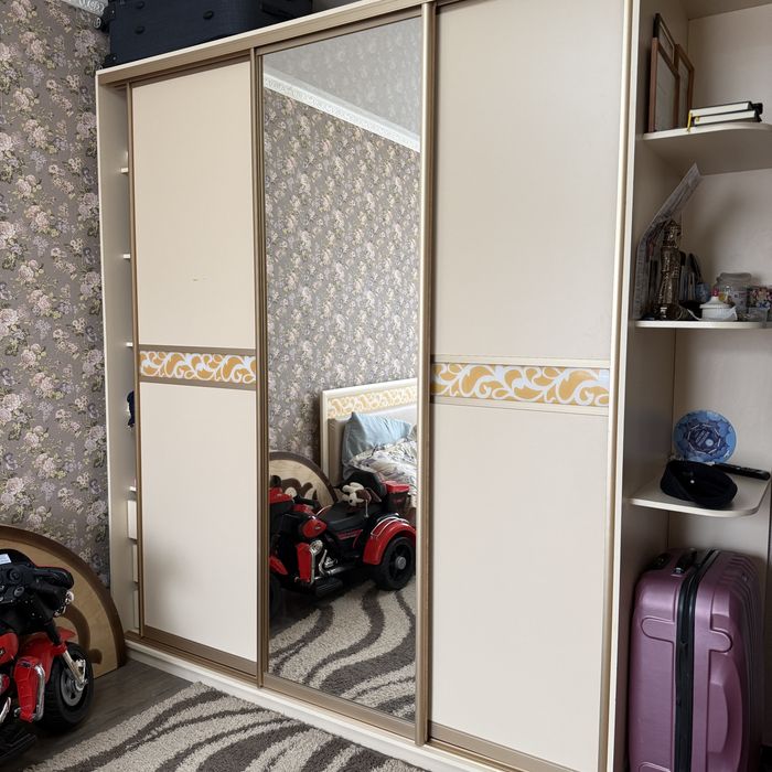 Спальный гарнитур в нормальном состоянии