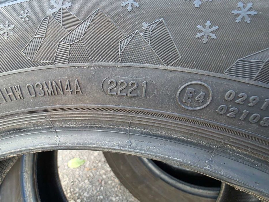 4бр. 205/55/16 зимни SEMPERIT  7-7.5mm