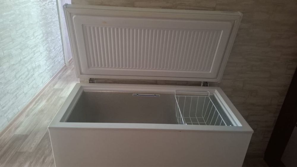 Продам морозильную ларь