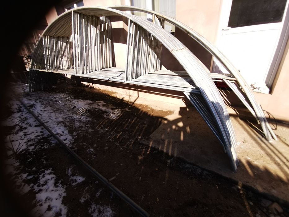 Arcade solarii rezistente