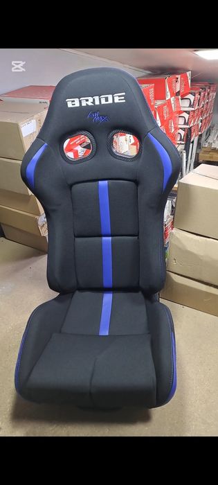 Спорт сиденья Полуковш BRIDE