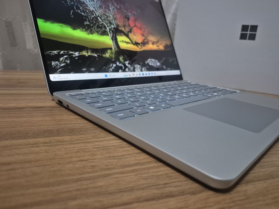 Microsoft Surface Laptop 1st Edition