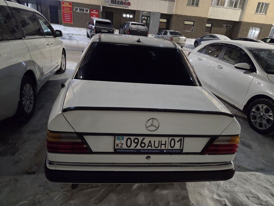 Продам Мерседес 124