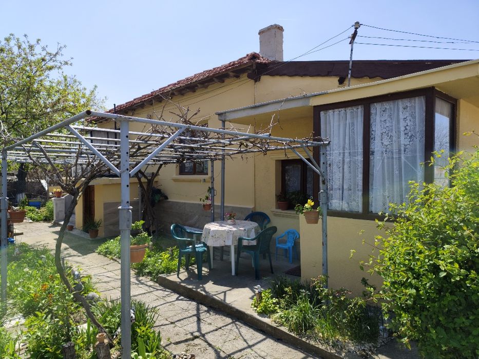 Къща в град Каварна