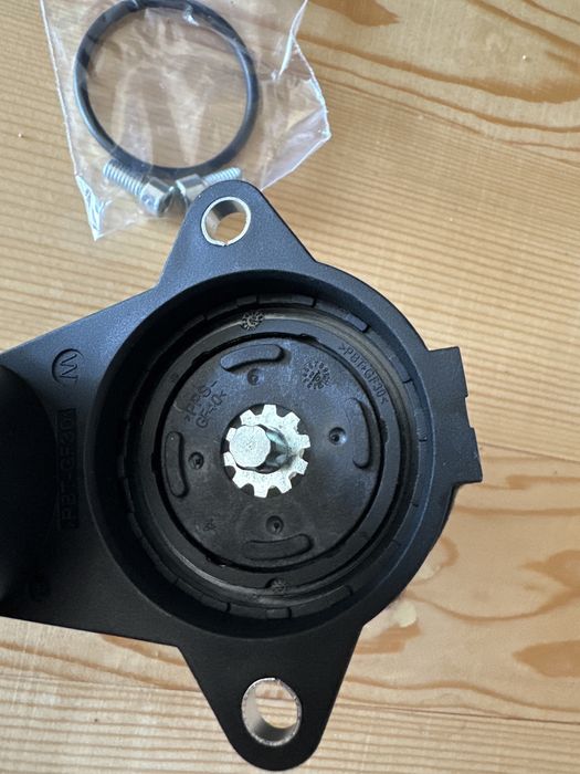 Моторче за ръчната на Пасат6