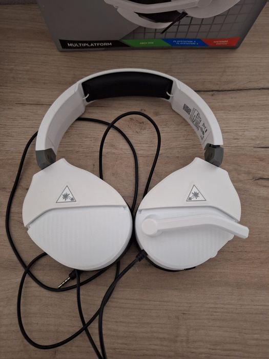 Casti Turtle Beach Recon 200 alb