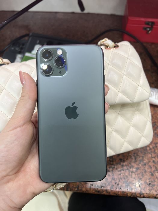 iPhone 11pro с гарантий