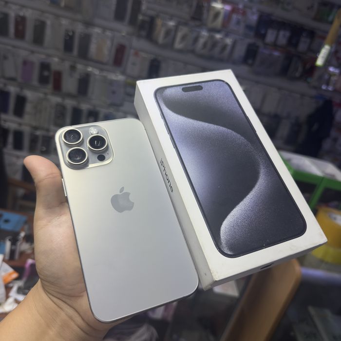 Продам айфон 15про макс 512гб