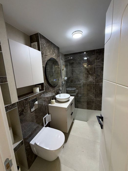 APARTAMENT DE INCHIRIAT, Bucovinei - Mircea cel batran, 2 camere, bucatarie separata, centrala proprie, incalzire in pardoseala, recent renovat!