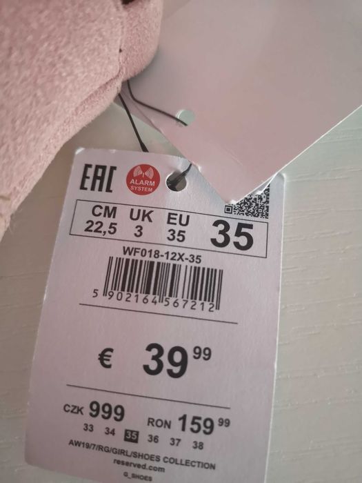 Ghete / ciocate NOI,  cu eticheta, cu toc jos, marimea 35, roz pudra