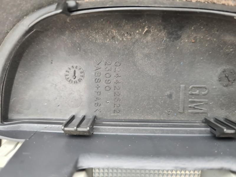 Ornament plafon lampa Opel Tigra B