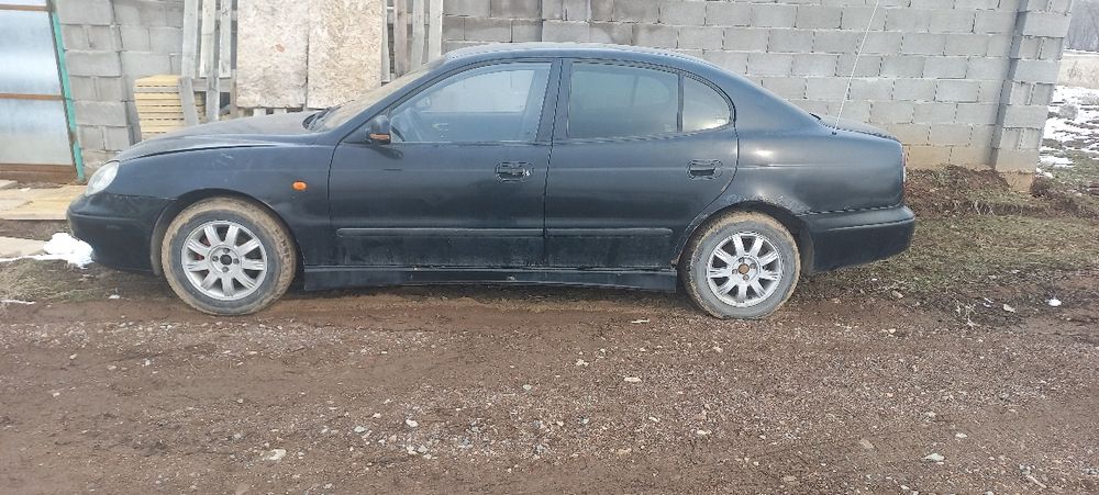 Продаю машину дэйво леганза