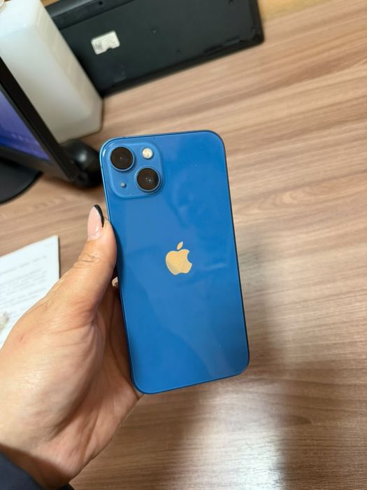 Продам Айфон 13, iphone 13