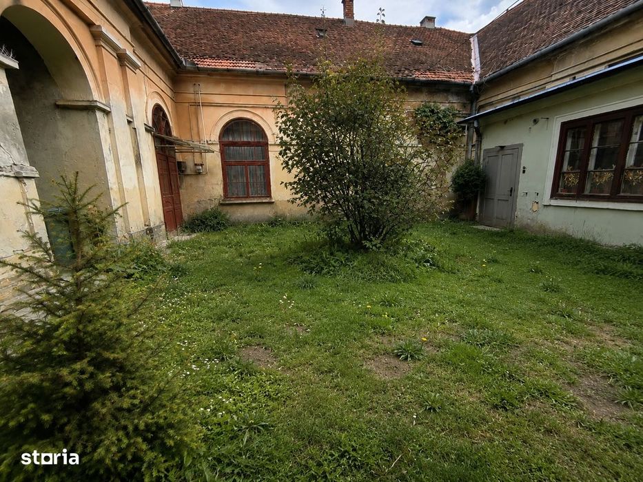 De vânzare apartament 2 camere zona ultracentrală