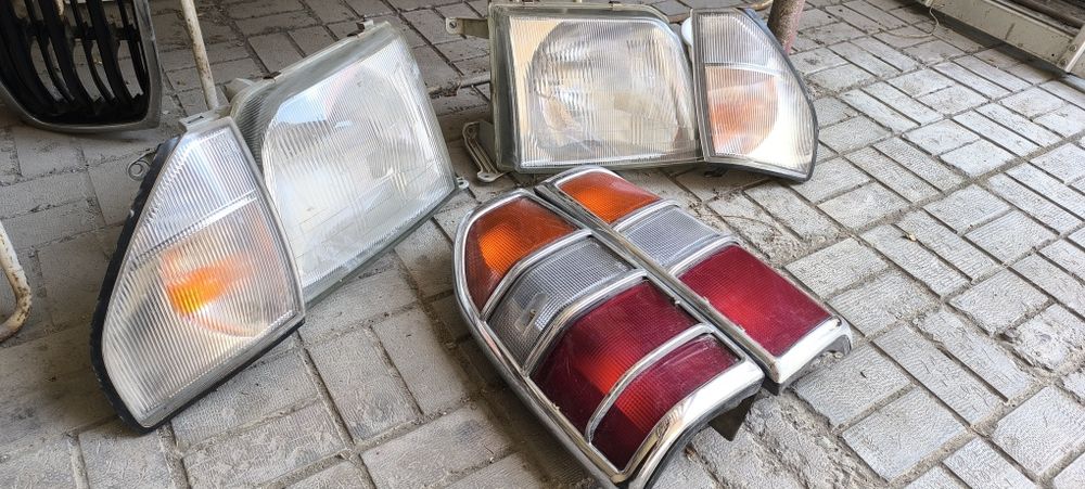 Комплект задние фары и поворотники 4 шт. Toyota Prado оригинал