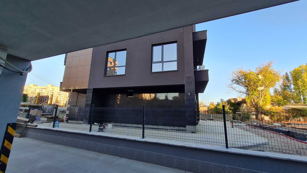 Дава се под наем Магазин в София, Оборище - 110 кв.м за 3000 € - Снимка #6