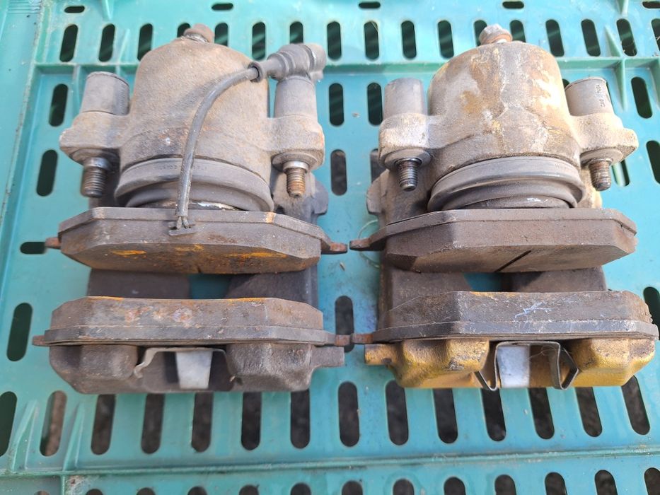 Предни спирачни апарати за Голф 4, Бора, Биитъл, А3, Леон, Ибиза,Фабия