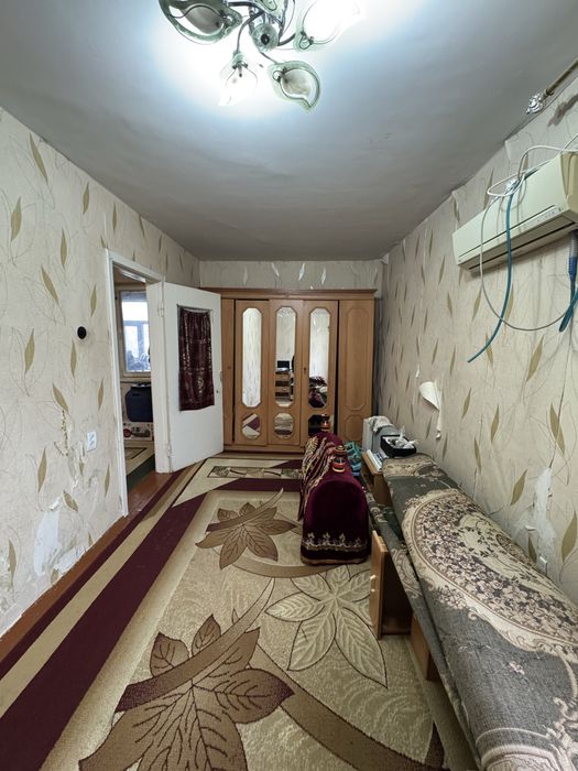 Квартира срочна сотилади