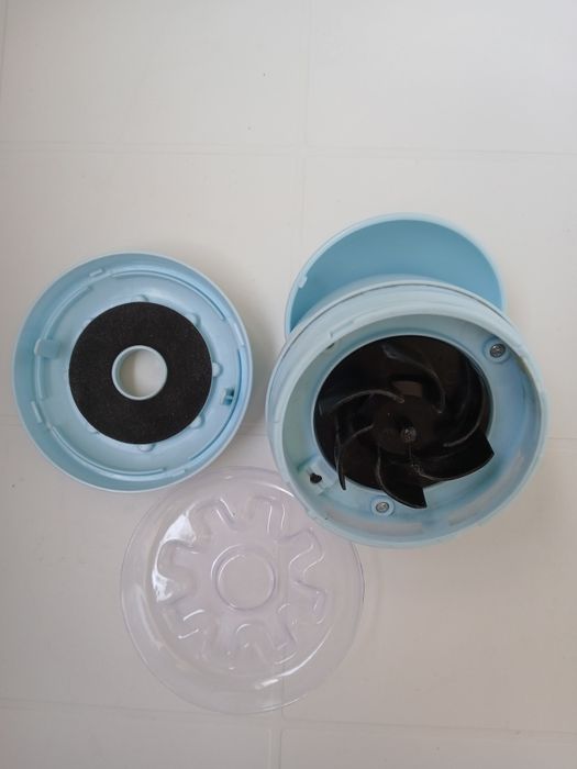 Mini aspiratoare de birou – simpatice și utile!