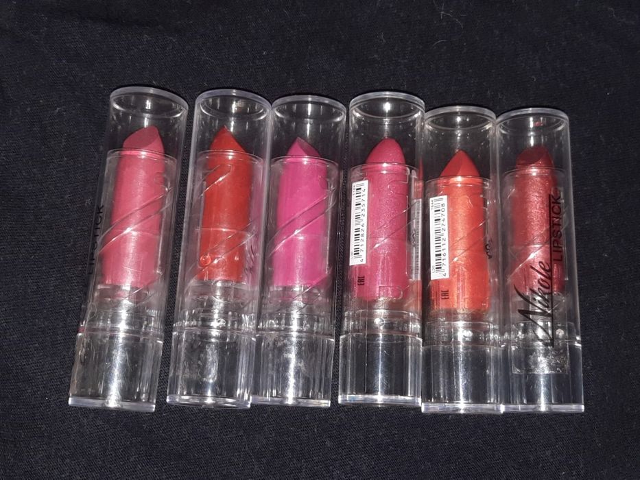 Новую помаду отдам