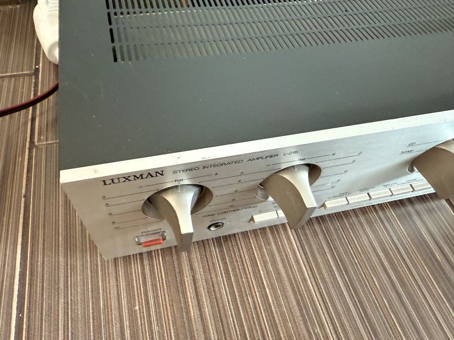 Luxman L-215 Стерео
