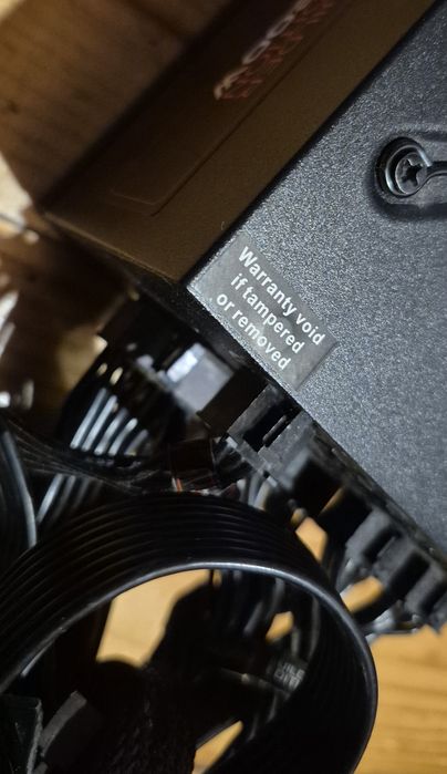 Sursa gaming 1200W Gold full modulara