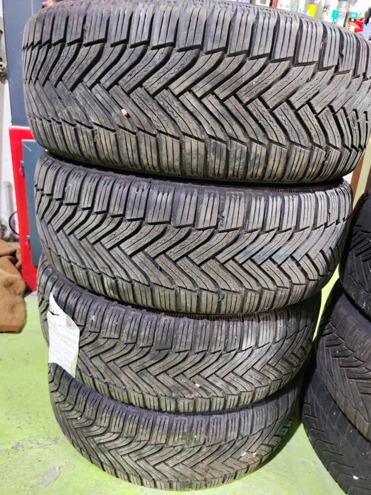 4 бр зимни гуми 205/55/17 Michelin